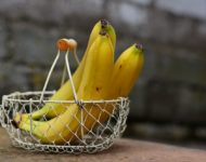 Миниатюра к статье Бананы - уникальные полезные свойства для здоровья человека