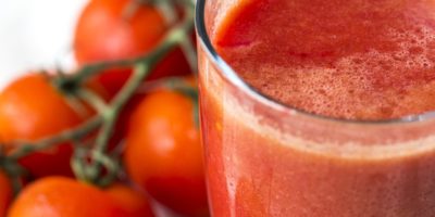 Миниатюра к статье Чем полезен томатный сок  – раскрываем все секреты любимого напитка