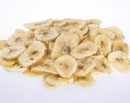 Миниатюра к статье Сушеные бананы - полезные свойства и рецепт приготовления