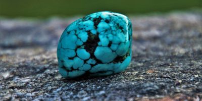 Миниатюра к статье Бирюза — магические и целебные свойства уникального камня