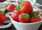 Миниатюра к статье Клубника — полезные свойства ароматной ягоды для нашего здоровья